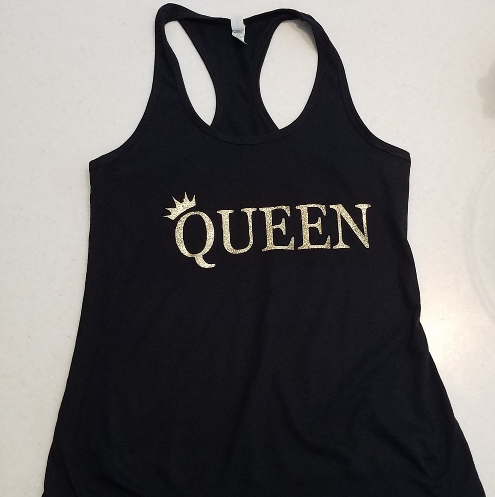 QUEEN tank top